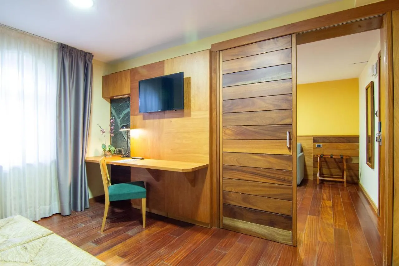 Hotel Vall De Nuria Керальбс