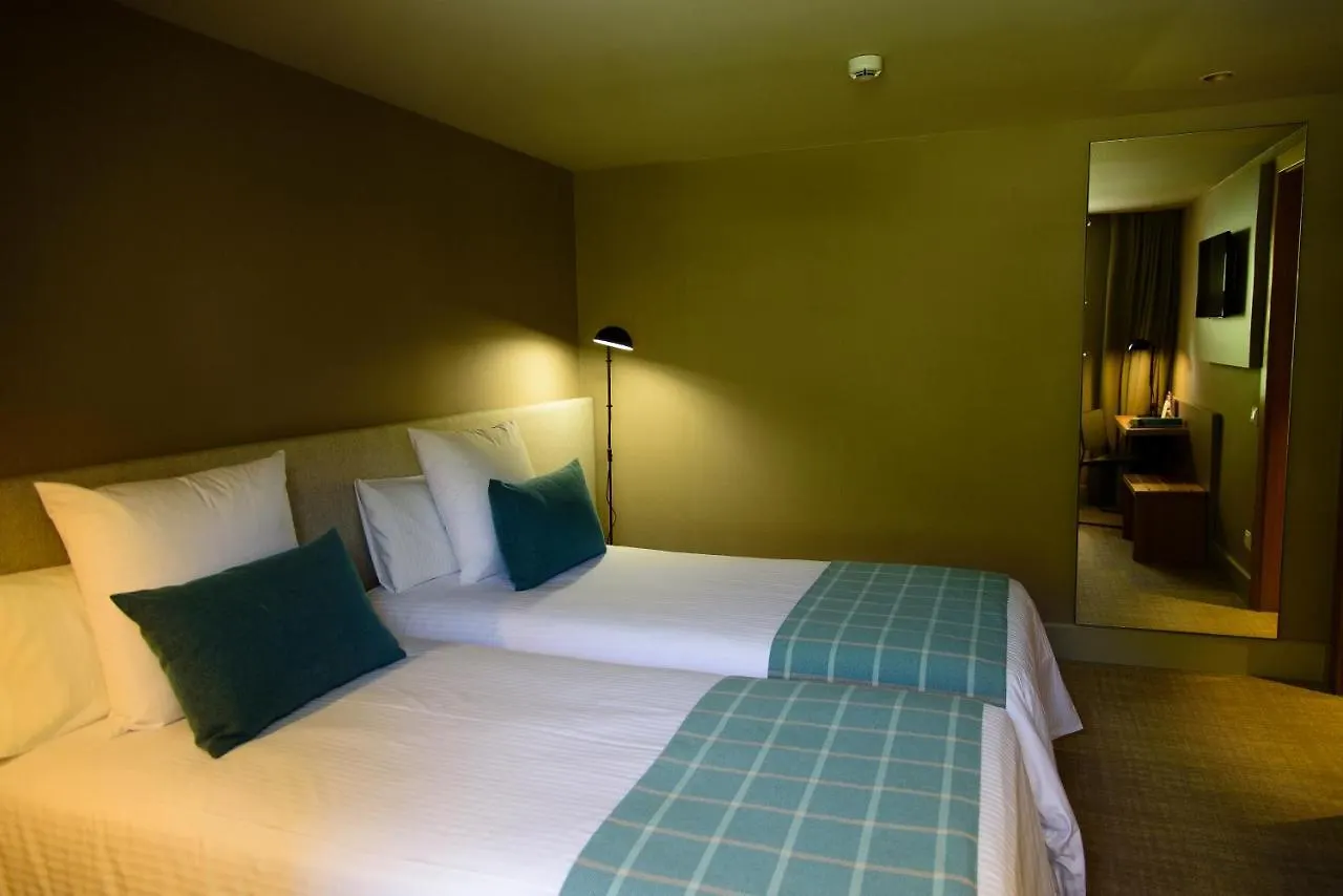 Hotel Vall De Nuria Queralbs 3*,
